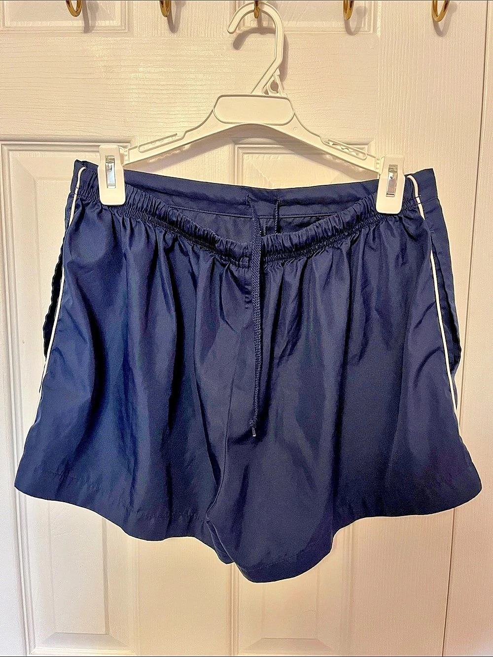 adidas Athletic Shorts in Blue Size Medium Like New Vintage